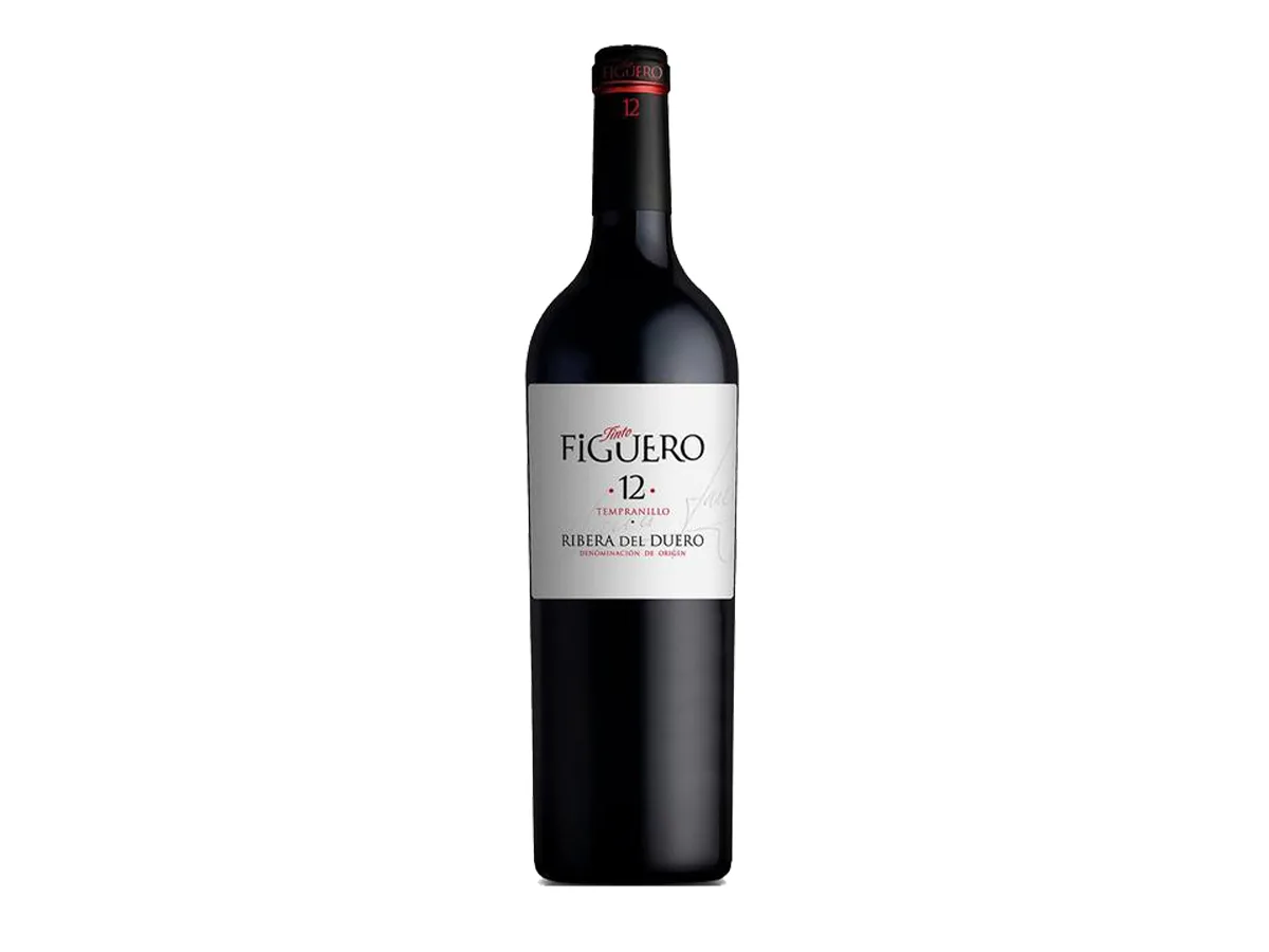 Tinto Figuero 12 Crianza nổi bật với các nốt hương từ trái cây và một chút hương khói nhẹ