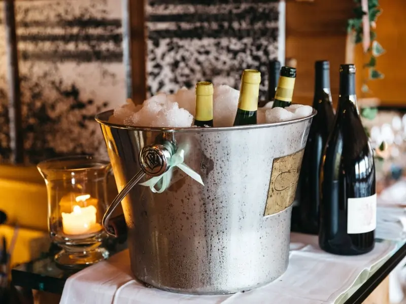 Prosecco ngon nhất khi phục vụ lạnh từ 3–7°C