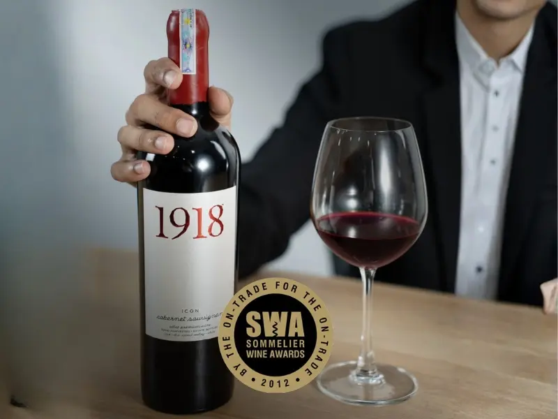1918 ICON Cabernet Sauvignon sang trọng và trưởng thành