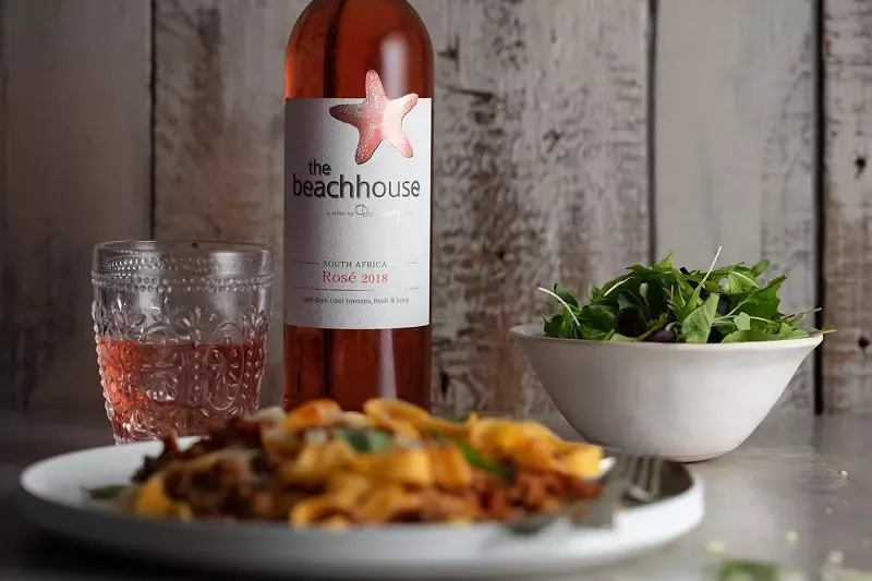 Uống Rượu Vang Hồng (Rosé) ăn gì
