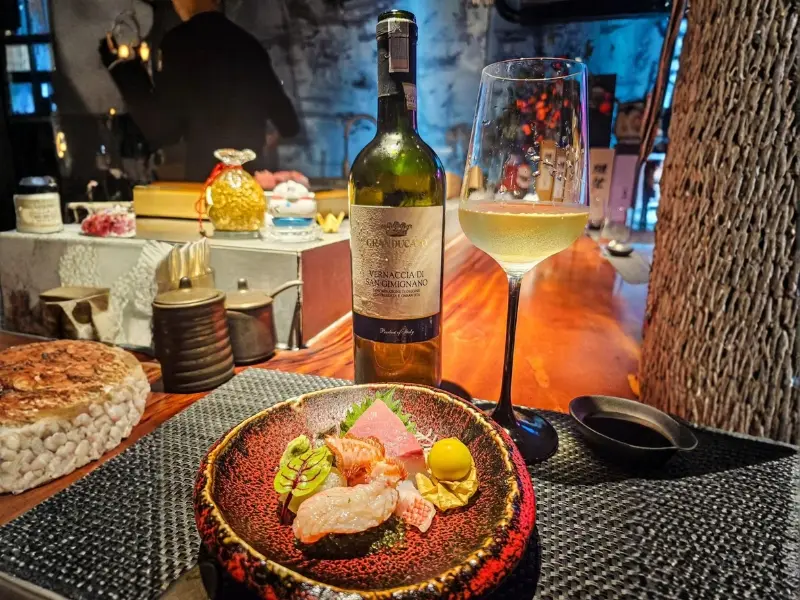 Granducato Vernaccia di San Gimignano là dòng vang trắng Ý thanh lịch