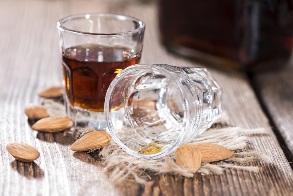 Rượu mùi cam được thay bằng Amaretto