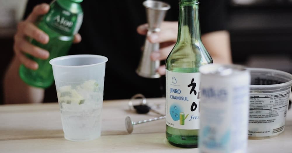 Bạn có thể biến tấu cocktail với Soju