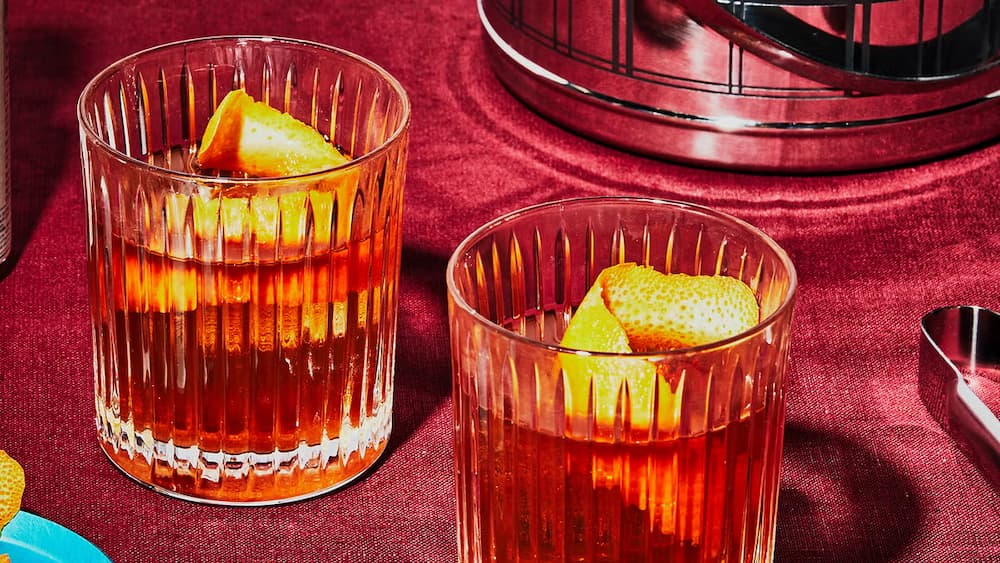 Deen’s Old Fashioned là biến tấu tinh tế từ cocktail cổ điển