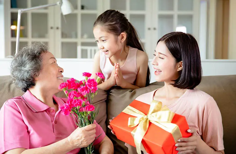 Những món quà mang đến sự bình yên và chăm sóc sức khỏe sẽ là cách tuyệt vời để thể hiện tình yêu thương đối với mẹ
