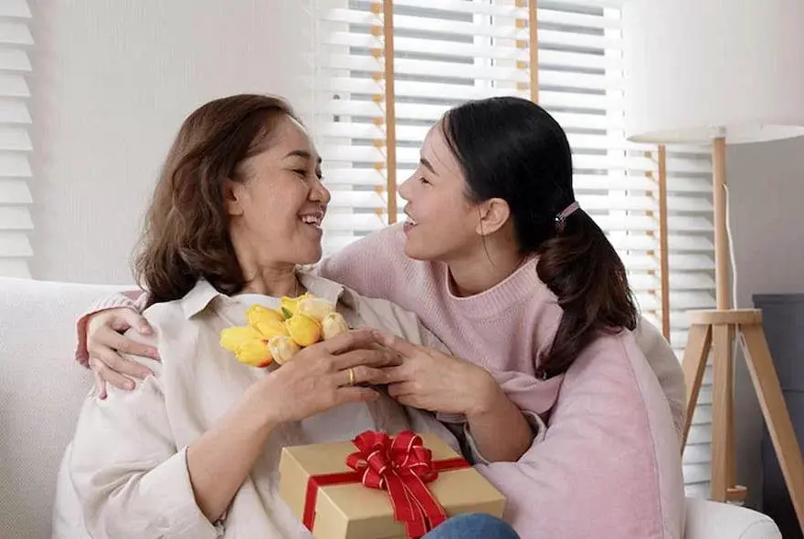 Những món quà thể hiện sự quan tâm đến sức khoẻ, tinh thần sẽ là lựa chọn tuyệt vời dành cho mẹ trong dịp đặc biệt