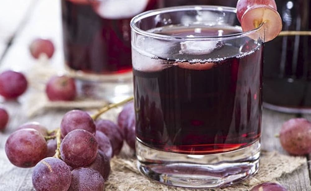 Rượu nho có hương vị chua nhẹ, thơm dịu