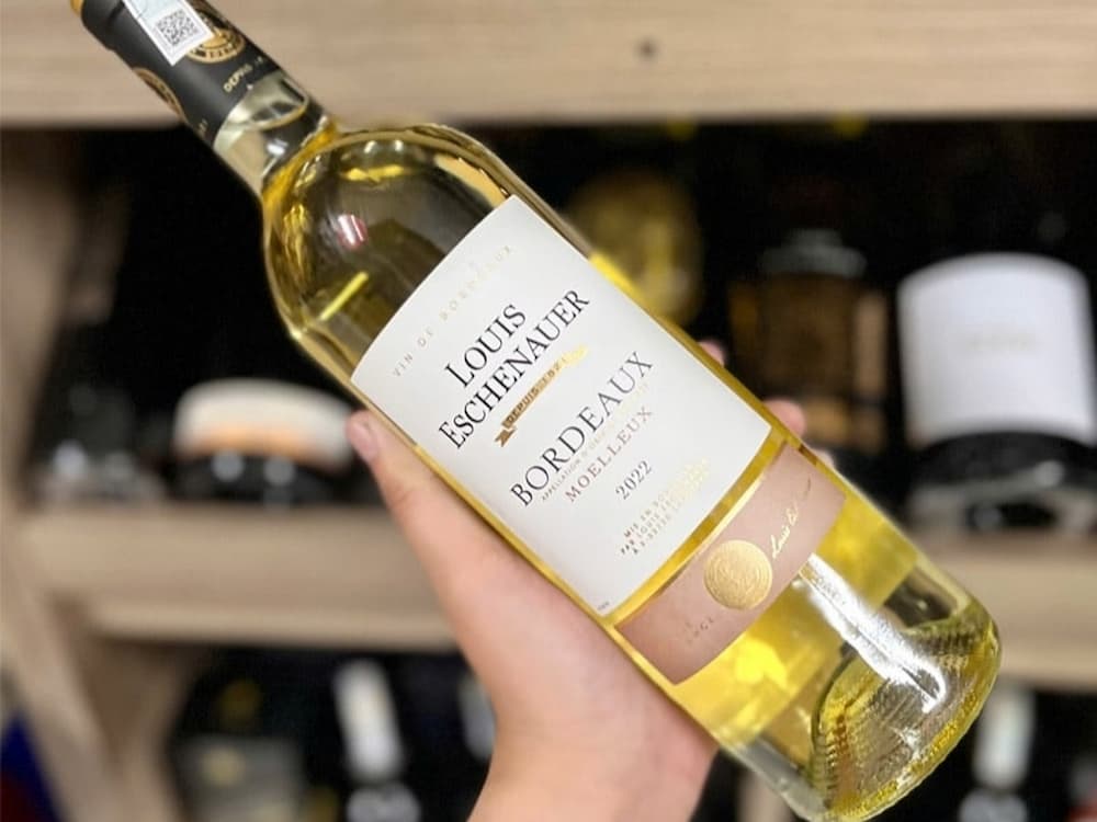 Rượu vang Bordeaux ngọt có hậu vị dài phù hợp tráng miệng
