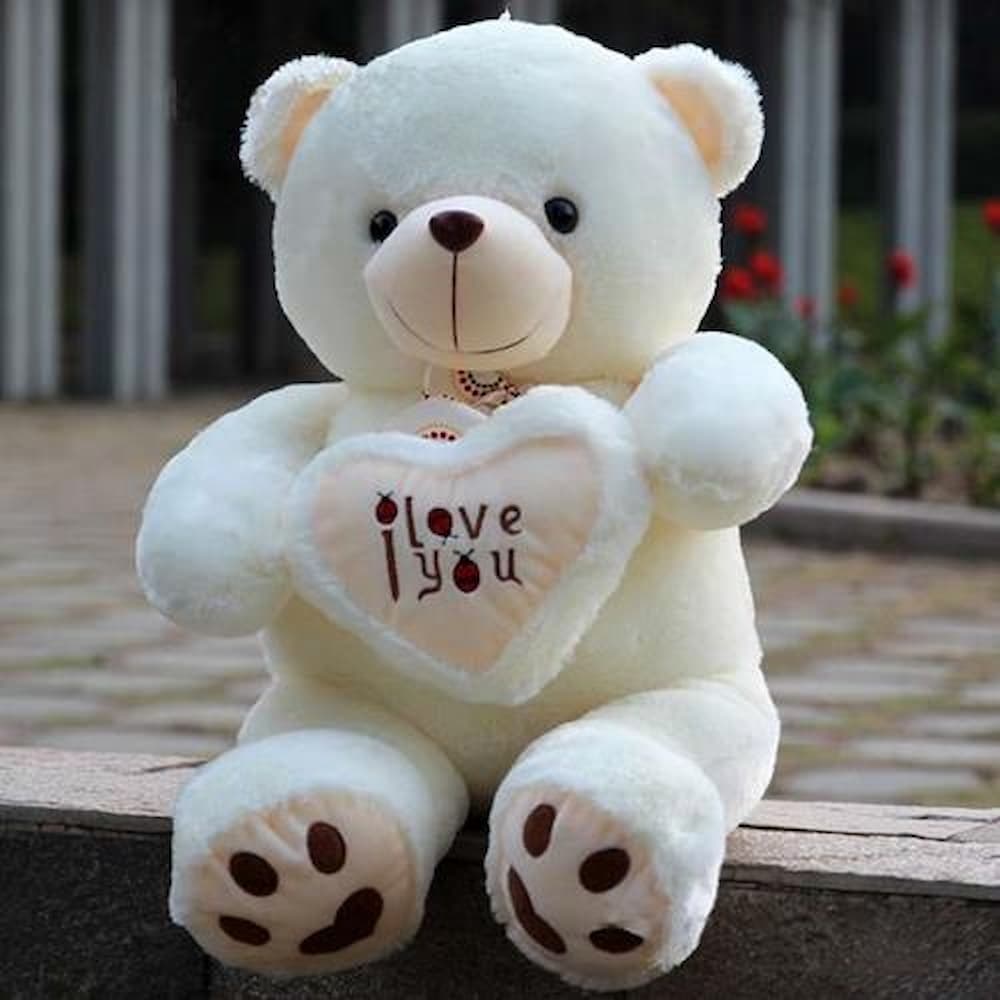Tặng gấu bông mang lại cảm giác ấm áp và dễ thương