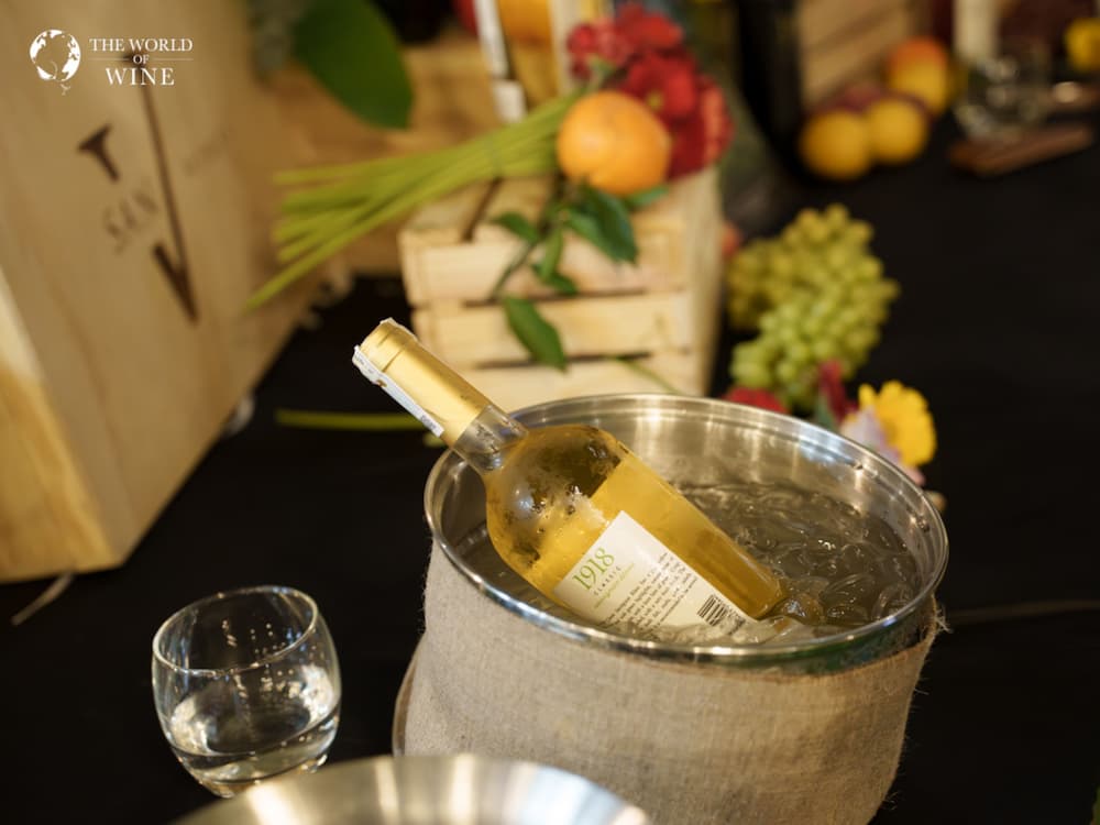 The World Of Wine mang đến các gợi ý welcome drink vừa sang trọng, vừa dễ ứng dụng